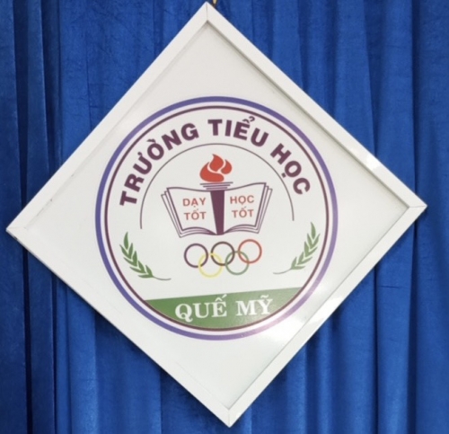 Ban Giám Hiệu trường Tiểu Học Quế Mỹ